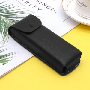Etui à lunettes noir en cuir synthétique