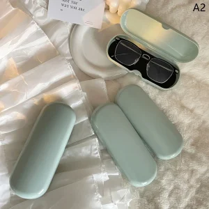 Etui à lunettes vert en plastique