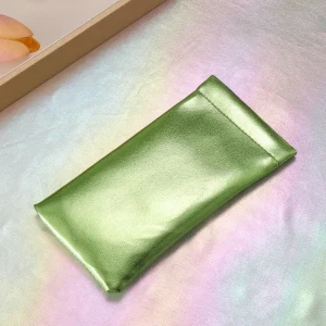Etui à lunettes vert en cuir synthétique