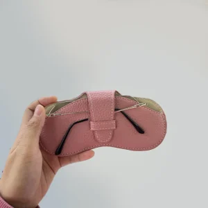Etui à lunettes rose cerise ouvert