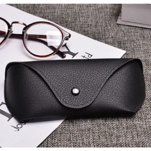 Etui à lunettes noir style cuir peau